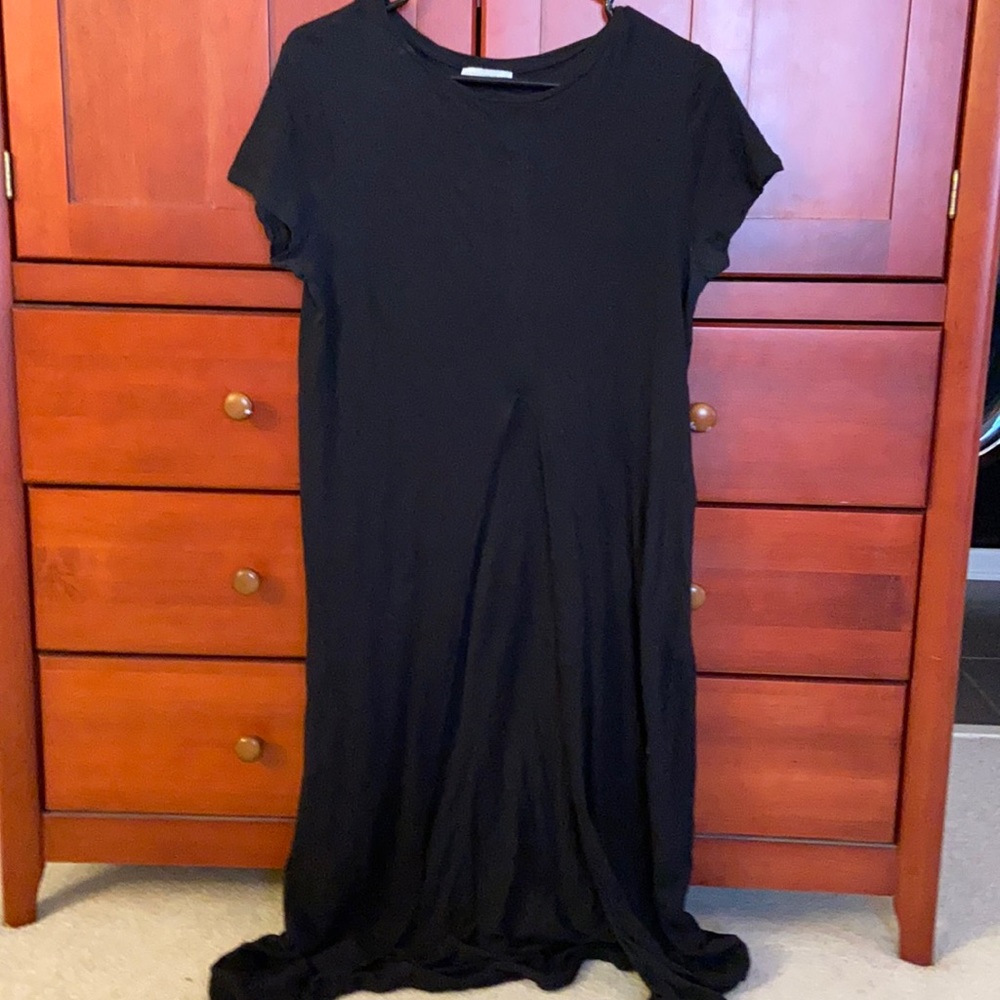 Long shirt with slit
